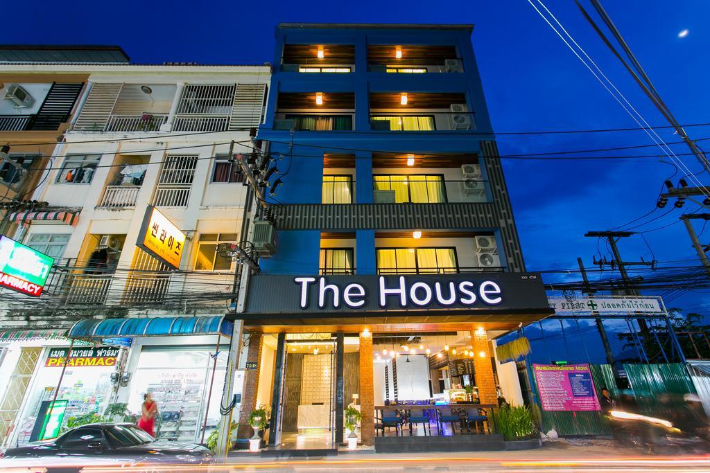 The House Patong Hotel Kültér fotó