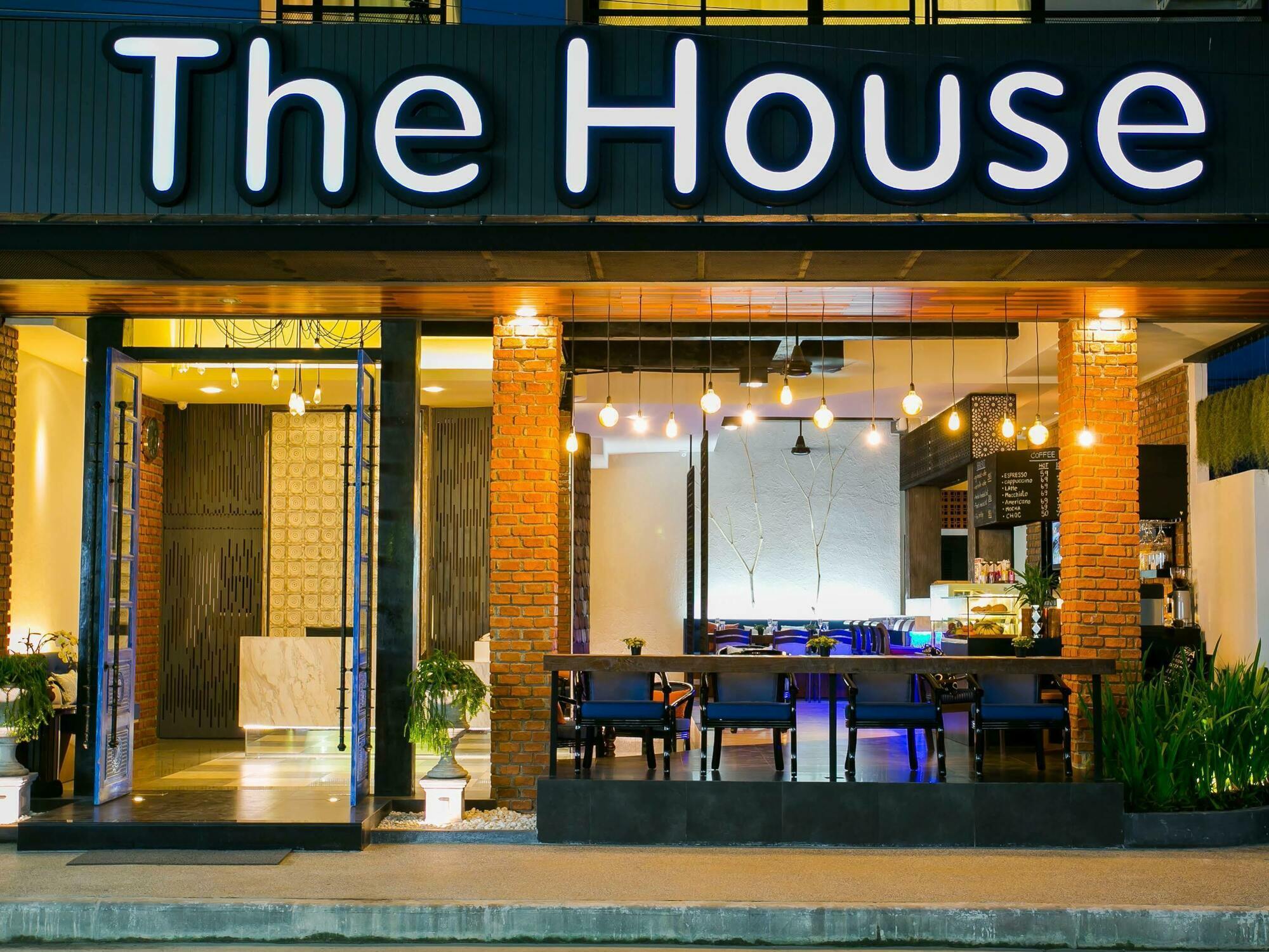 The House Patong Hotel Kültér fotó